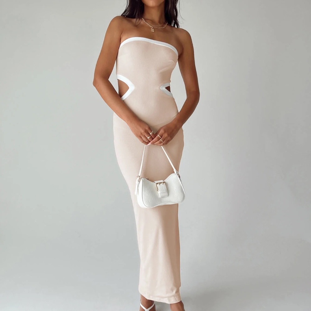 Princess Polly Greta Maxi Dress  Size 6- New with tags